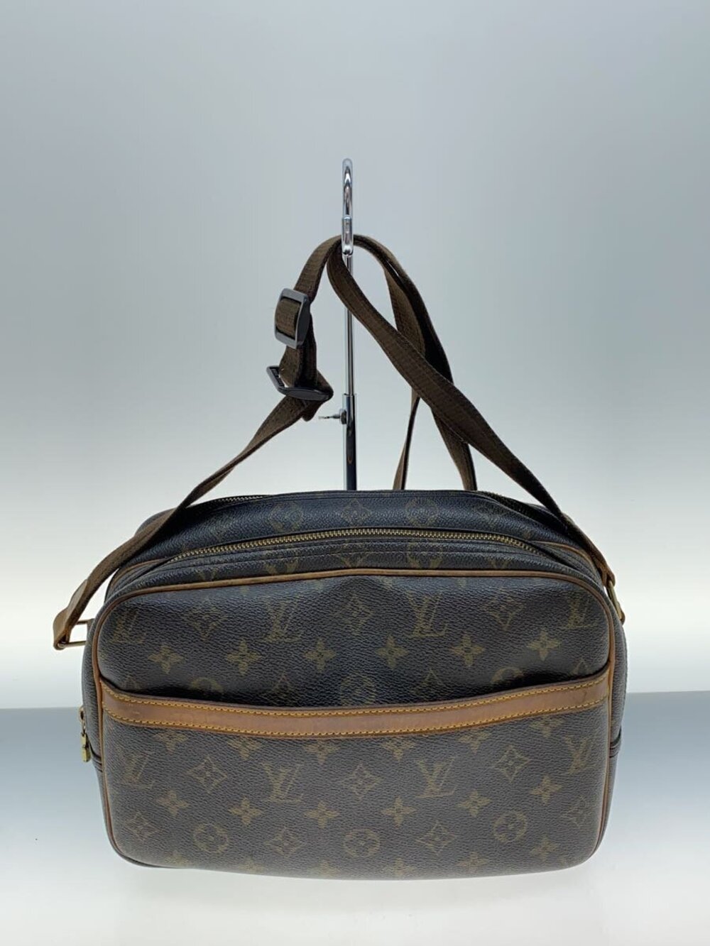 LOUIS VUITTON Reporter Monogram Canvas Brown